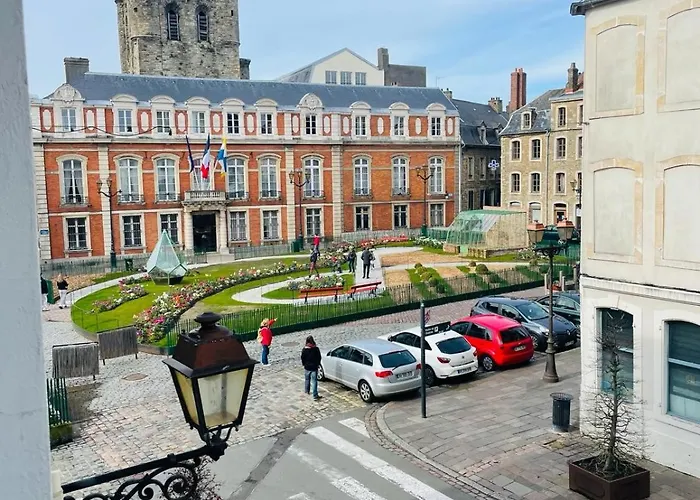 Appartamento A 2 Pas Du Beffroi, 2-4p Wifi, Parking