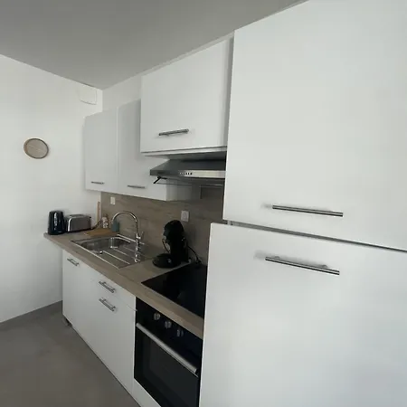 A 2 Pas Du Beffroi, 2-4p Wifi, Parking