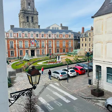 Apartment A 2 Pas Du Beffroi, 2-4p Wifi, Parking